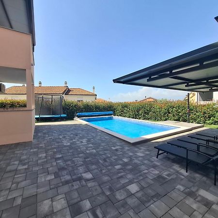 Ferienwohnung Apartman Damador Relax Viskovo Exterior foto