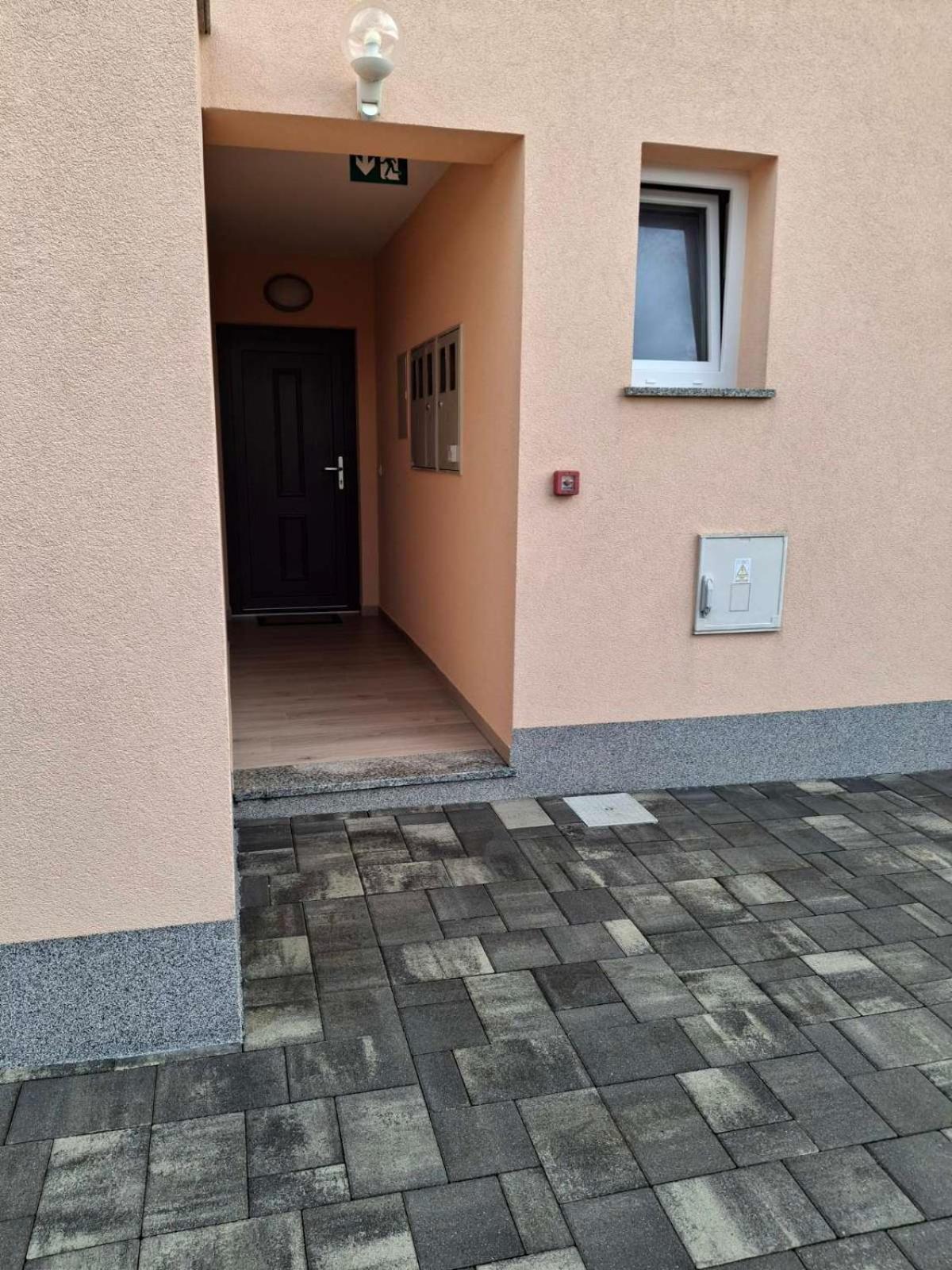 Ferienwohnung Apartman Damador Relax Viskovo Exterior foto