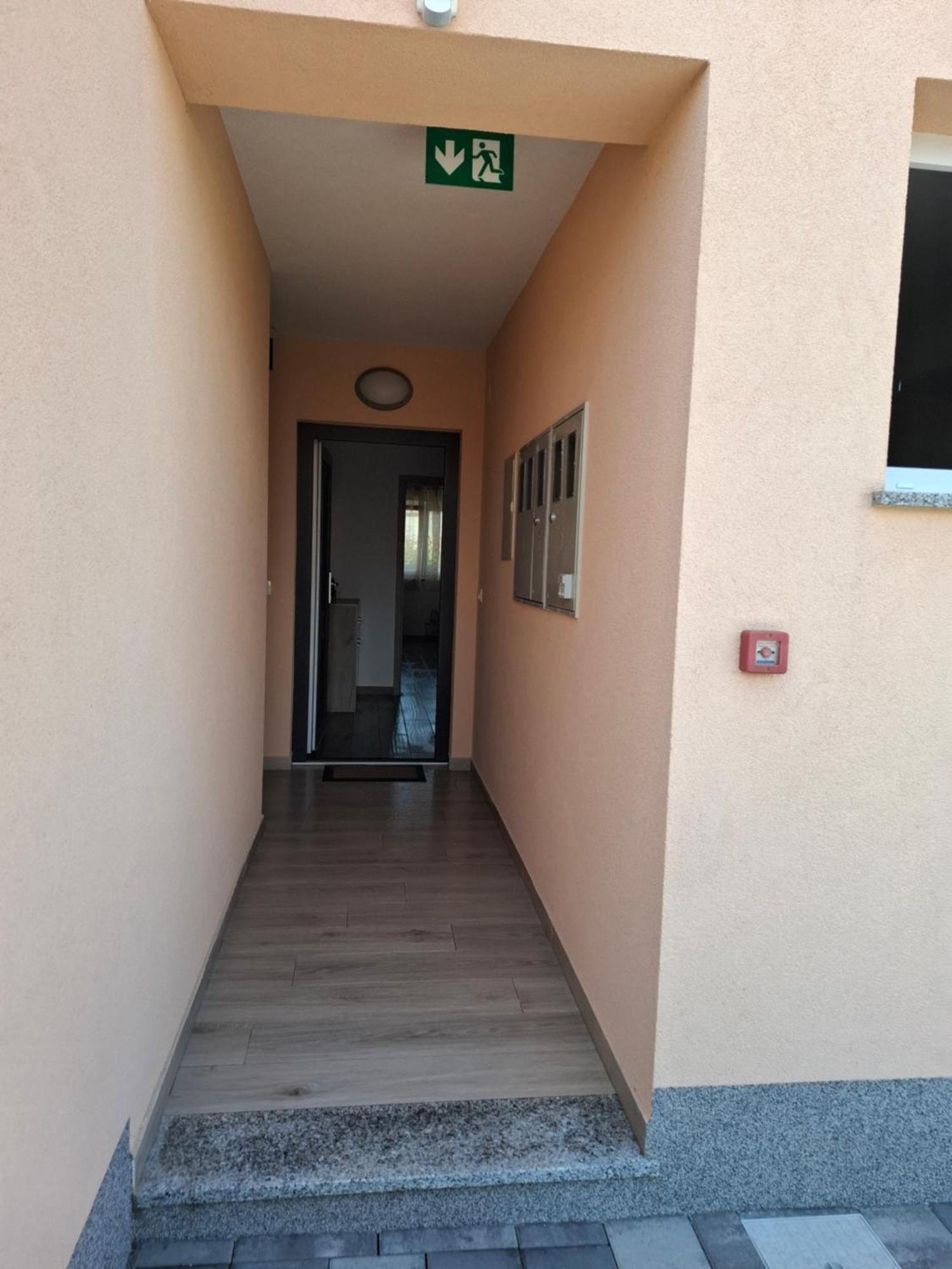 Ferienwohnung Apartman Damador Relax Viskovo Exterior foto